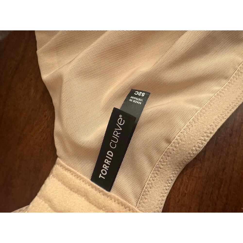 Torrid Curve Bra Size52c - image 4